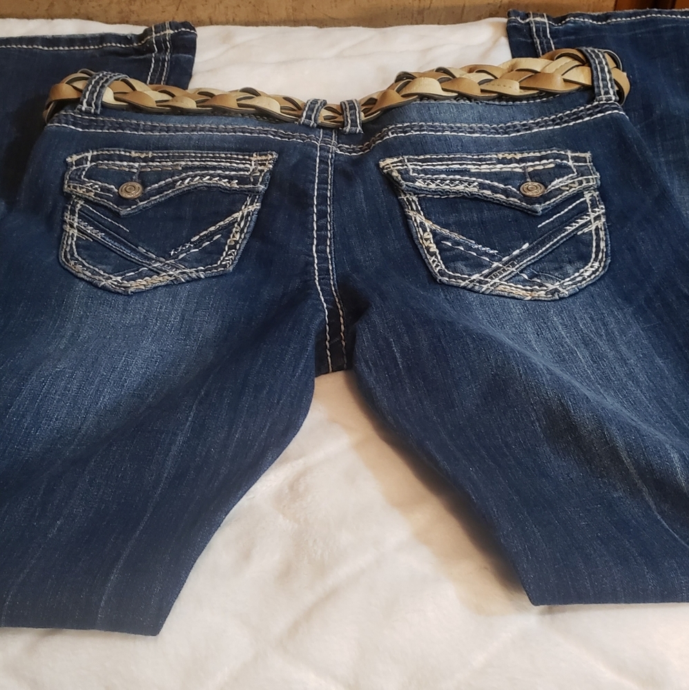 Ladies - Picture 2 of 2